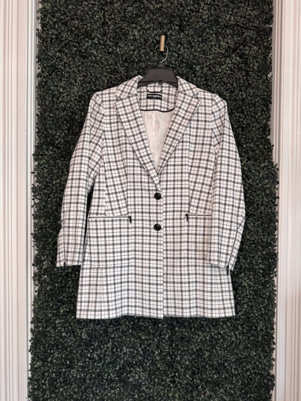 Karl Lagerfeld Windsor White & Black Plaid Blazer Jacket